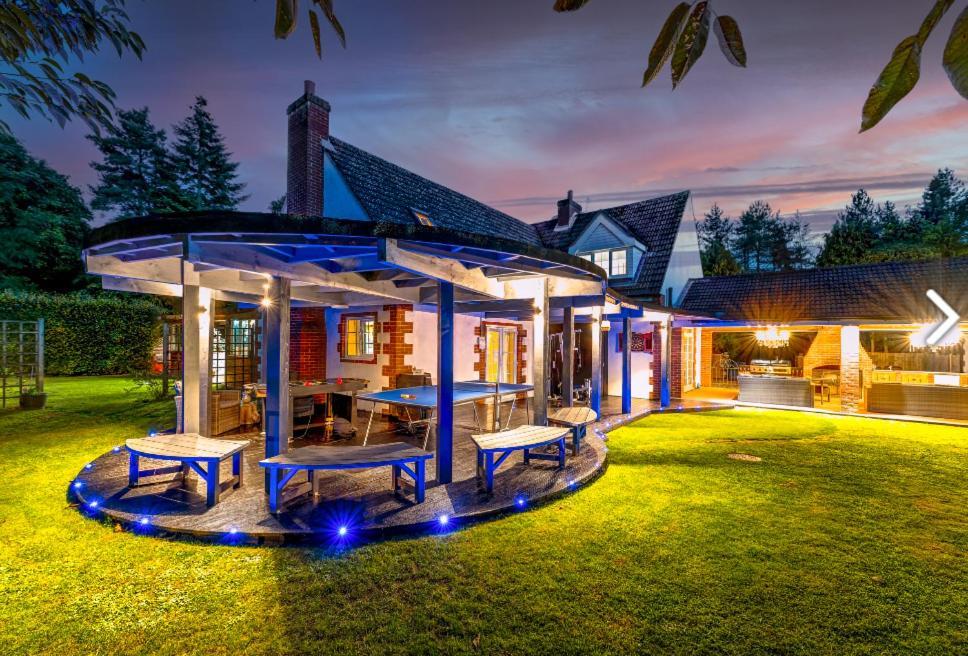 Hen & Stag Retreat Weekend Stay Sleeps 10 To 30 ثتفورد المظهر الخارجي الصورة