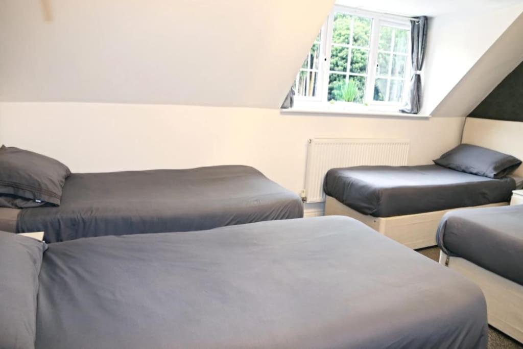 Hen & Stag Retreat Weekend Stay Sleeps 10 To 30 ثتفورد المظهر الخارجي الصورة