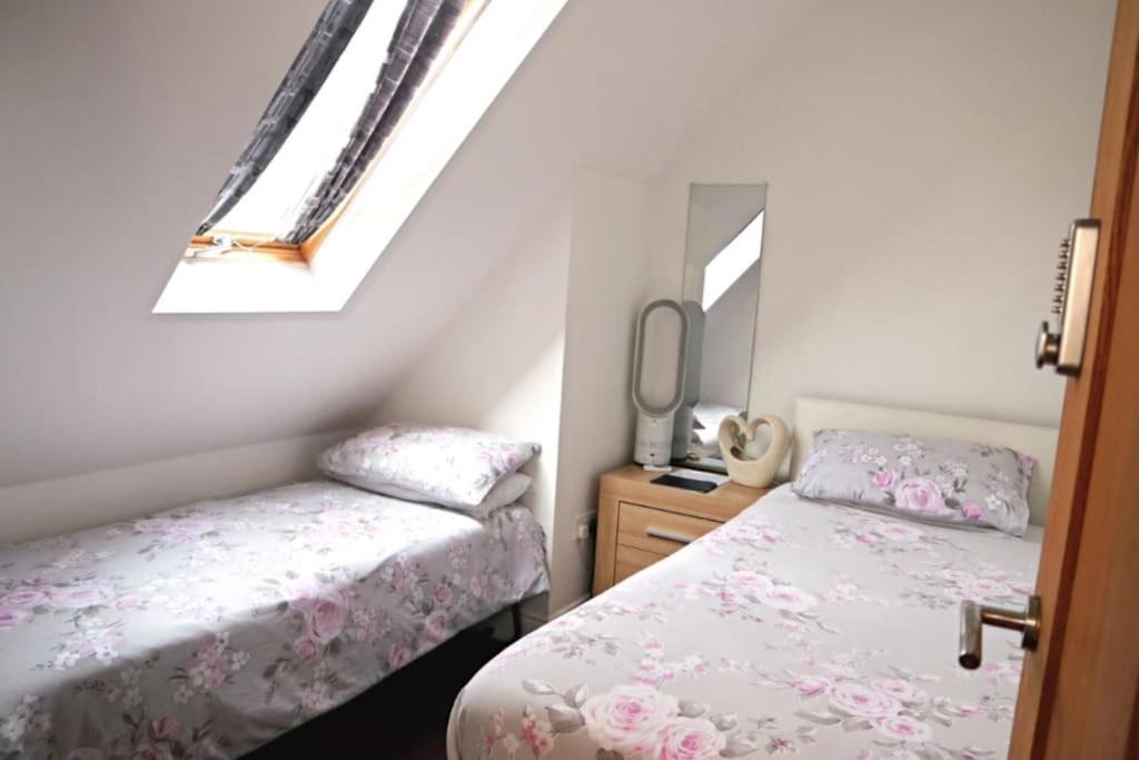 Hen & Stag Retreat Weekend Stay Sleeps 10 To 30 ثتفورد المظهر الخارجي الصورة